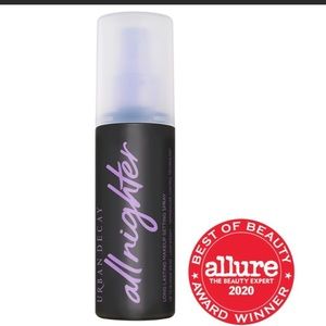 Urban Decay All-Nighter setting spray.